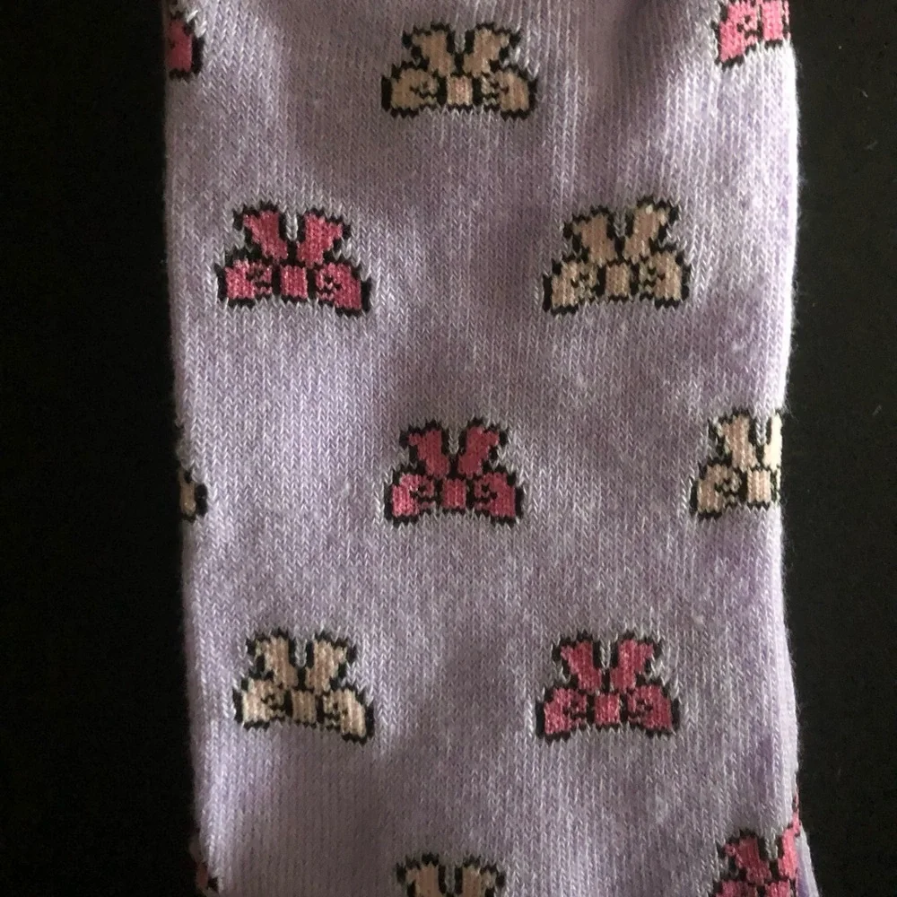 Cat lovers 🐈 Purple Cat Crew Socks simply purrfect